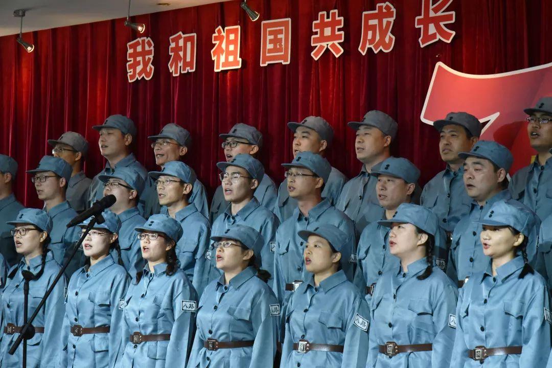 大城市生活的女孩